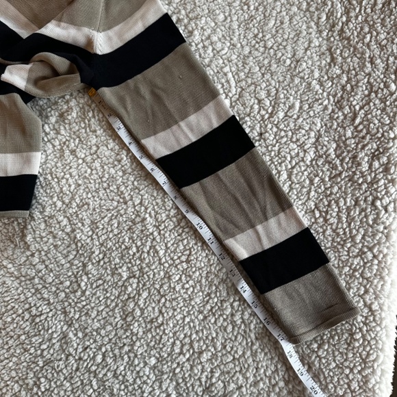 Dana Buchman 100% Silk Black/Tan Striped Sweater Size Medium - Picture 7 of 10